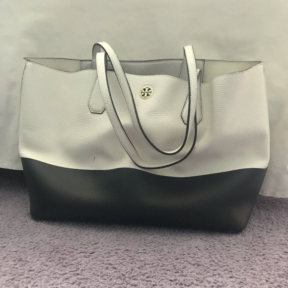 Tory Burch Handbags - Tory Burch Perry Tote